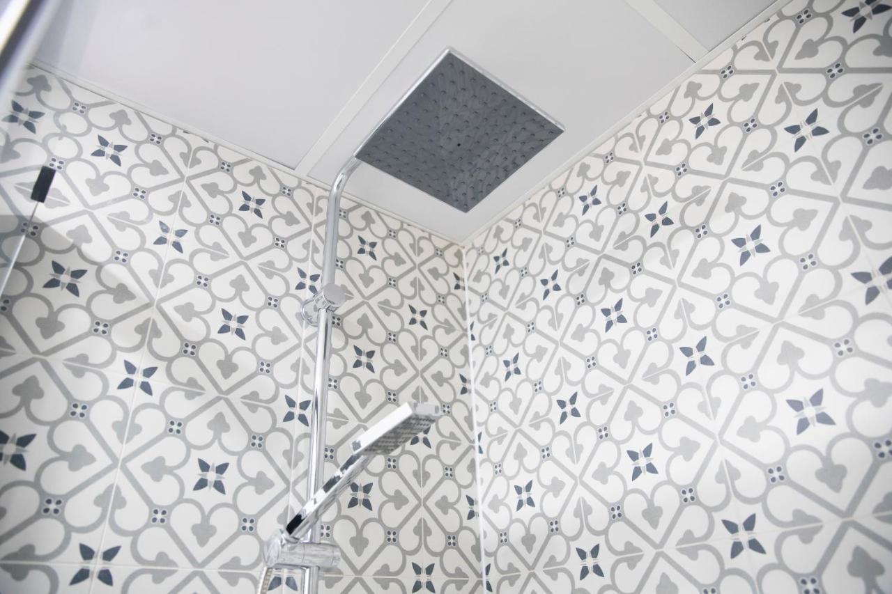 Hostal Boutique I Host You Madrid Esterno foto